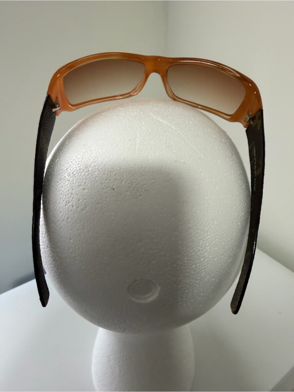 FASHION SUNGLASSES - Picture 5 of 8